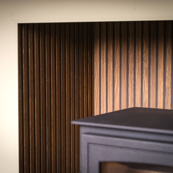 The walnut dark ceramic chamber shown with the Waddington
